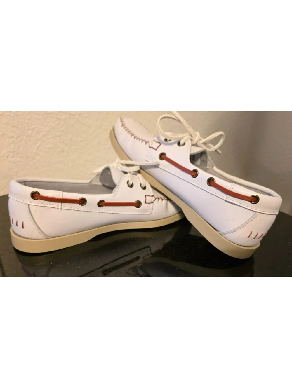 Baseball Lifestyle 101 White Leather Boat Shoes Men 7 Women 8.5 Red Stitching